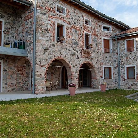 Agriturismo Antico Splendore Villa Pullir Bagian luar foto