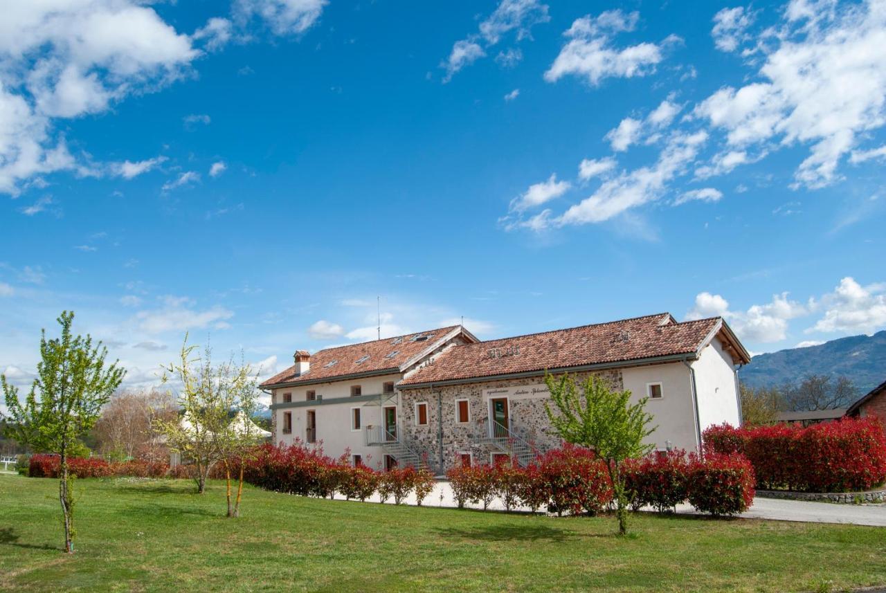 Agriturismo Antico Splendore Villa Pullir Bagian luar foto